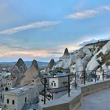Vezir Cave Γκόρεμε
